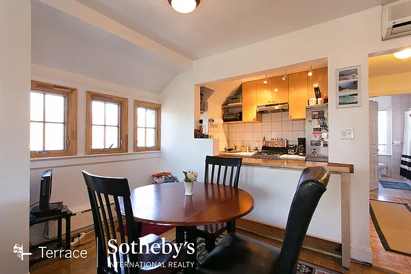 Rented by Terrace Sotheby's International Realty | media 23