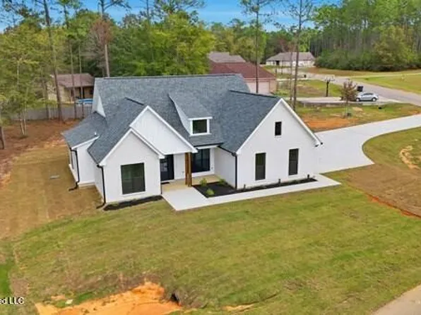 55 Switch Dr, Pearl River, MS 39426