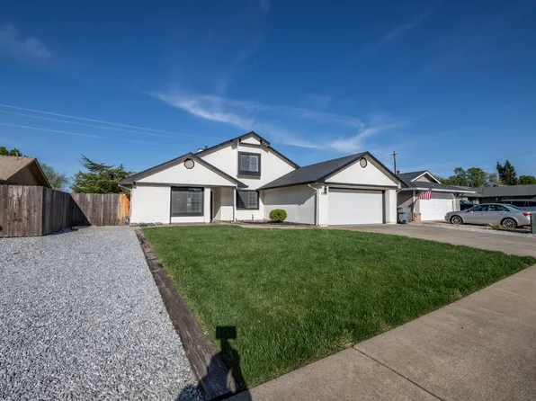 1582 Marigold Way, Redding, CA 96003