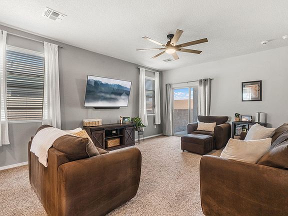 3rd image of 53 Tome Vista Dr