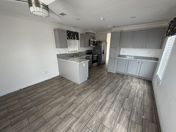 5th image of 1501 W Commerce Ave #94941