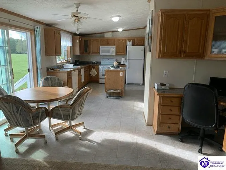 78 Casablanca Ct — Photo 7