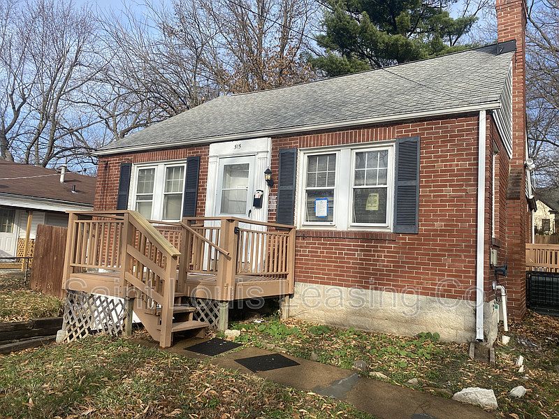 1st image of 515 Estelle Ave