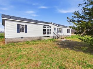 33241 Boothe Rd, Ivor, VA 23866