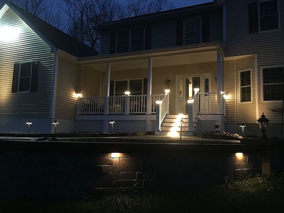 1st image of 16 Forest Meadow Dr