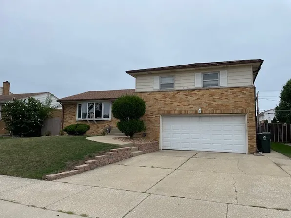 1531 N 9th Ave, Melrose Park, IL 60160