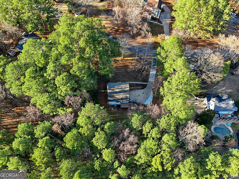 1st image of 309 Mariner Cir