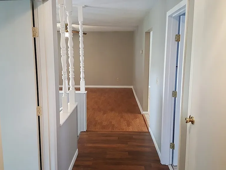 70 Veldt Ln — Photo 9