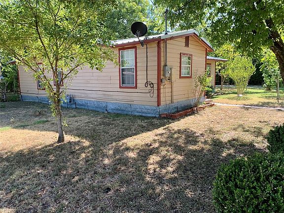 3rd image of 402 W Jefferson Ave