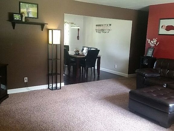 5th image of 1821 Crescent Dr