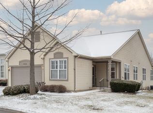2221 Wilshire Ct, Grayslake, IL 60030
