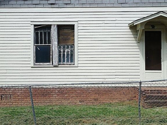 2nd image of 316 Lexington Ave