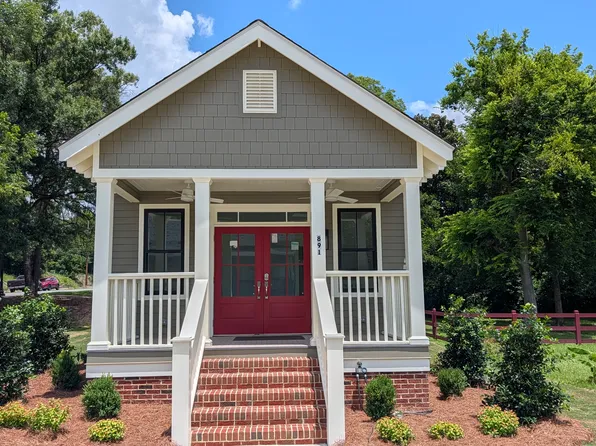 891 Elm St, Macon, GA 31201