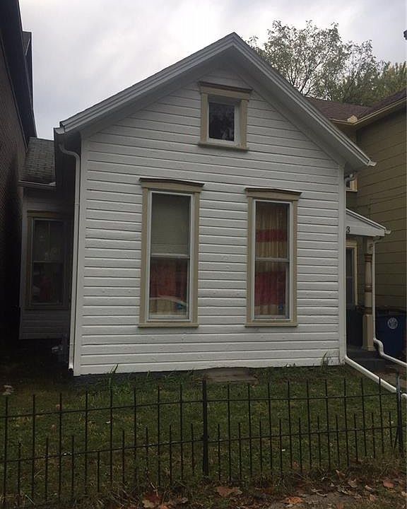 1st image of 253 Park Dr