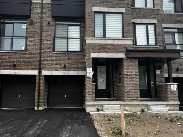 202 Tennant Cir, Vaughan, ON L4H 5L4