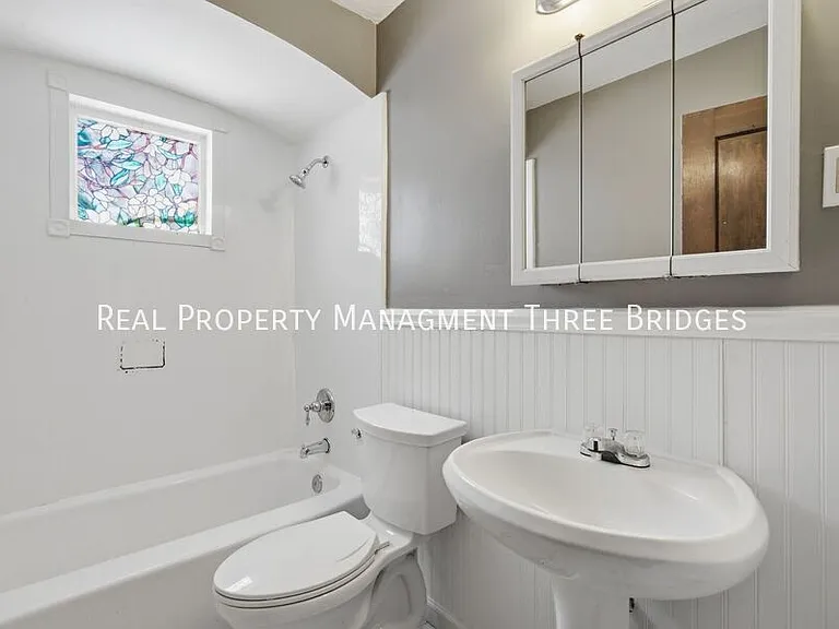 249 S Hartnett Ave — Photo 19