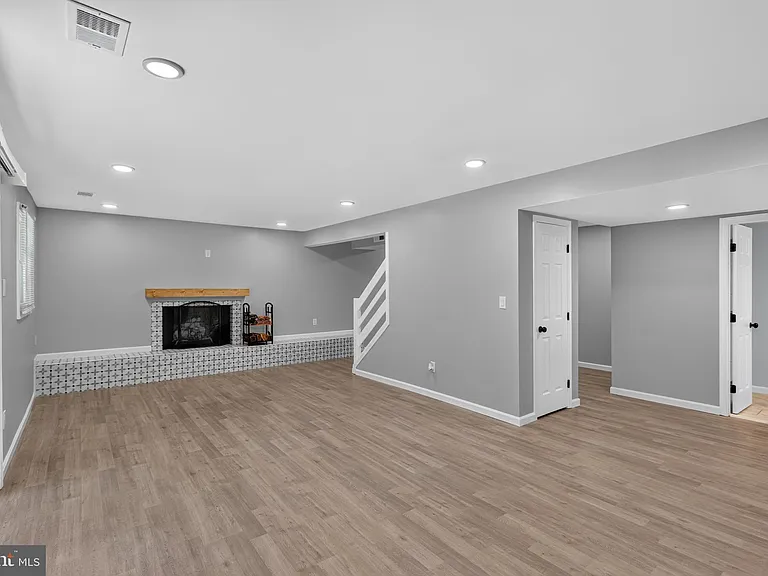 4752 Carterwood Dr — Photo 27