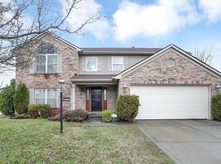 11820 Halle Dr, Indianapolis, IN 46229