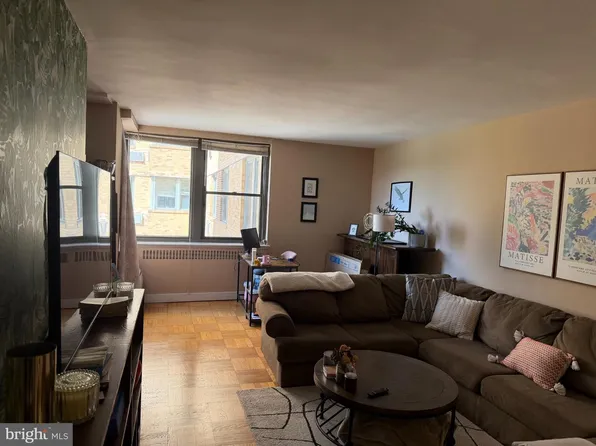 2601 Pennsylvania Ave APT 325, Philadelphia, PA 19130