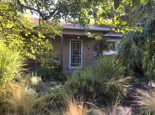 8544 SE Market St, Portland, OR 97216