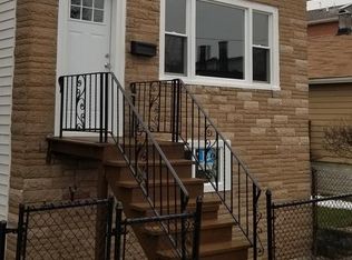 3037 S Farrell St, Chicago, IL 60608