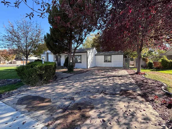 898 Wendell St, Twin Falls, ID 83301