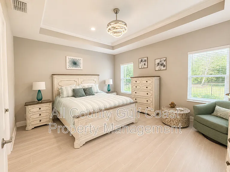 10194 Canaveral Cir — Photo 7
