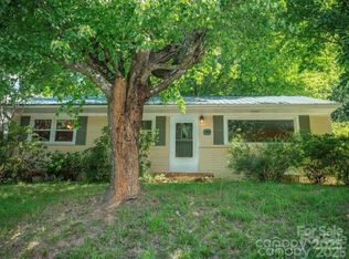 184 London Rd, Asheville, NC 28803