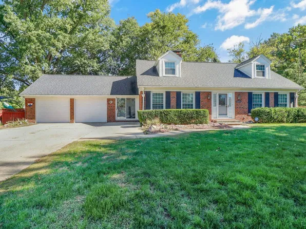 107 Haas Dr, Blissfield, MI 49228