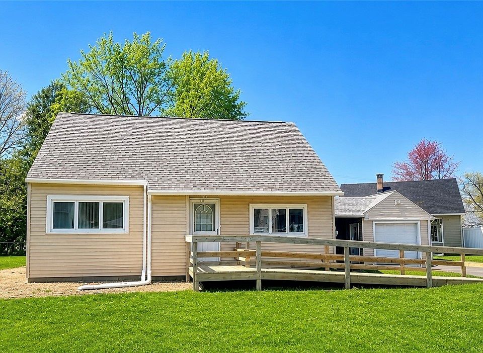 1st image of 640 Pauline Ave