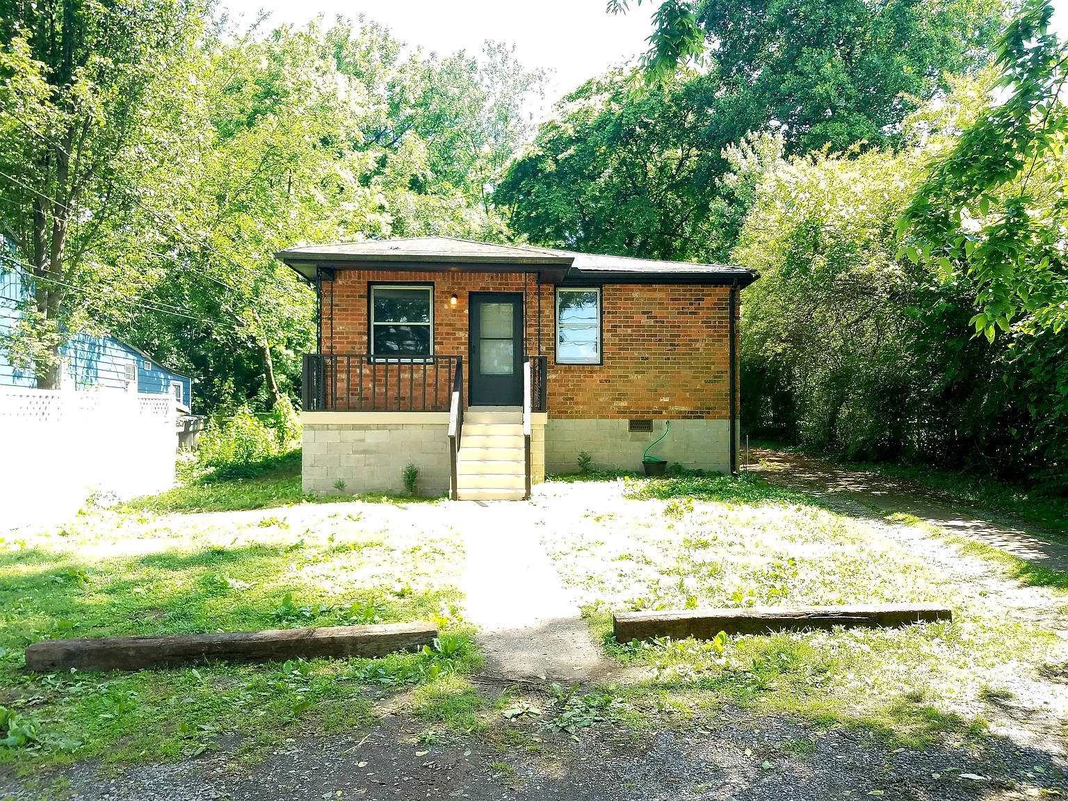 2 bed, 750 sqft, $1,500 — Photo 1