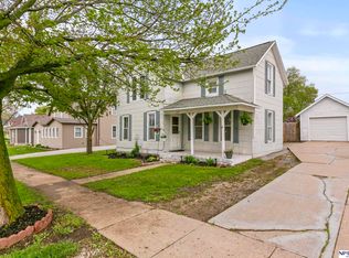 208 W Elm St, Cedar Bluffs, NE 68015
