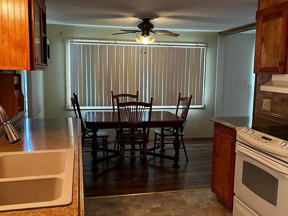 1st image of 3125 Opal Dr
