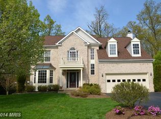 719 Galloway Dr SE, Leesburg, VA 20175