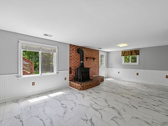 5th image of 3124 Plyers Mill Rd