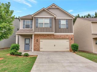 4488 Ravenwood Dr, Union City, GA 30291