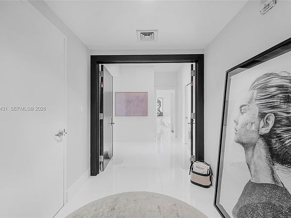 4th image of 900 Biscayne Blvd APT 2302
