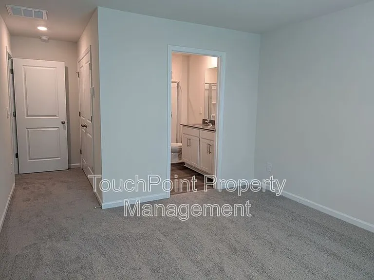 5132 Hyrule Dr — Photo 7