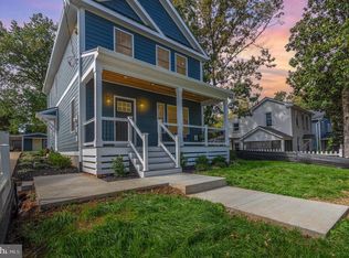 4210 29th St, Mount Rainier, MD 20712