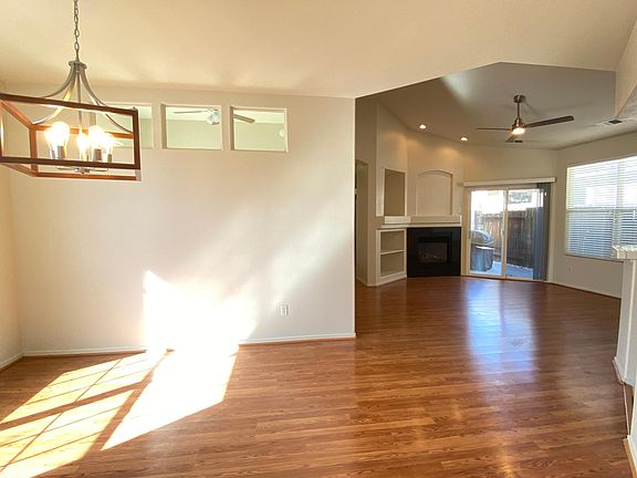 Dining & Living Rooms