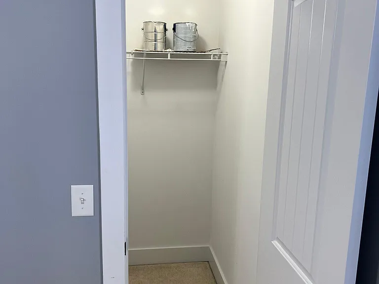 Middle bedroom walk in closet.