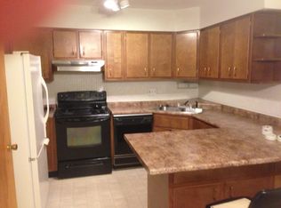 7435 Hazelcrest Dr APT E, Hazelwood, MO 63042