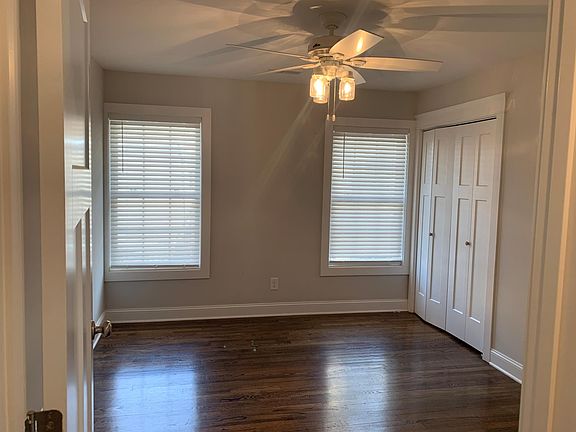 4th image of 206 Donnybrook Ave
