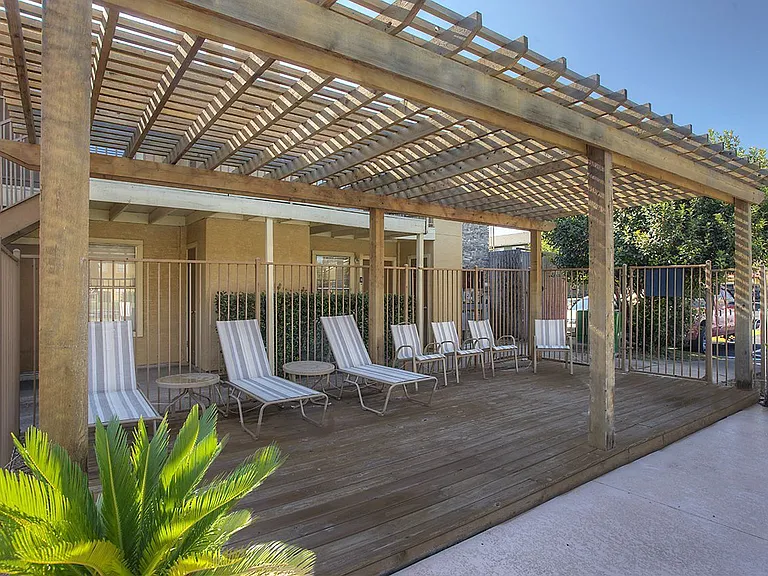 Chateau Avalon of Austin — Photo 16