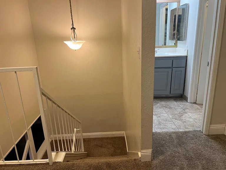4727 N Cedar Ave #102 — Photo 13