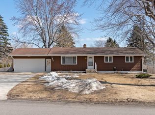 2318 Imperial Dr, Saint Cloud, MN 56301