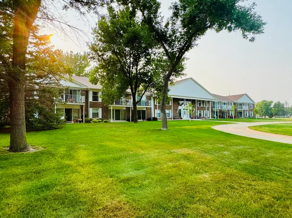 1601 Ohio Ave SW APT 103, Huron, SD 57350