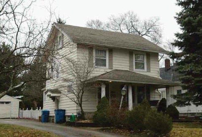 2nd image of 3039 Amherst Ave