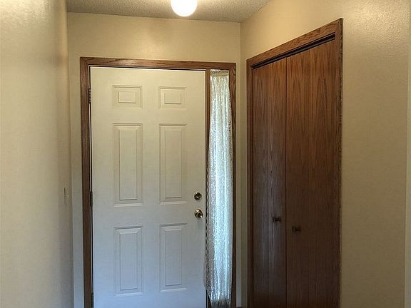 2nd image of 2926 Adkins Dr