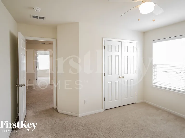 318 Beachgrass Ln — Photo 12